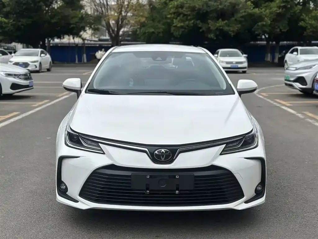 Toyota Corolla 2021 из CN, фото 1