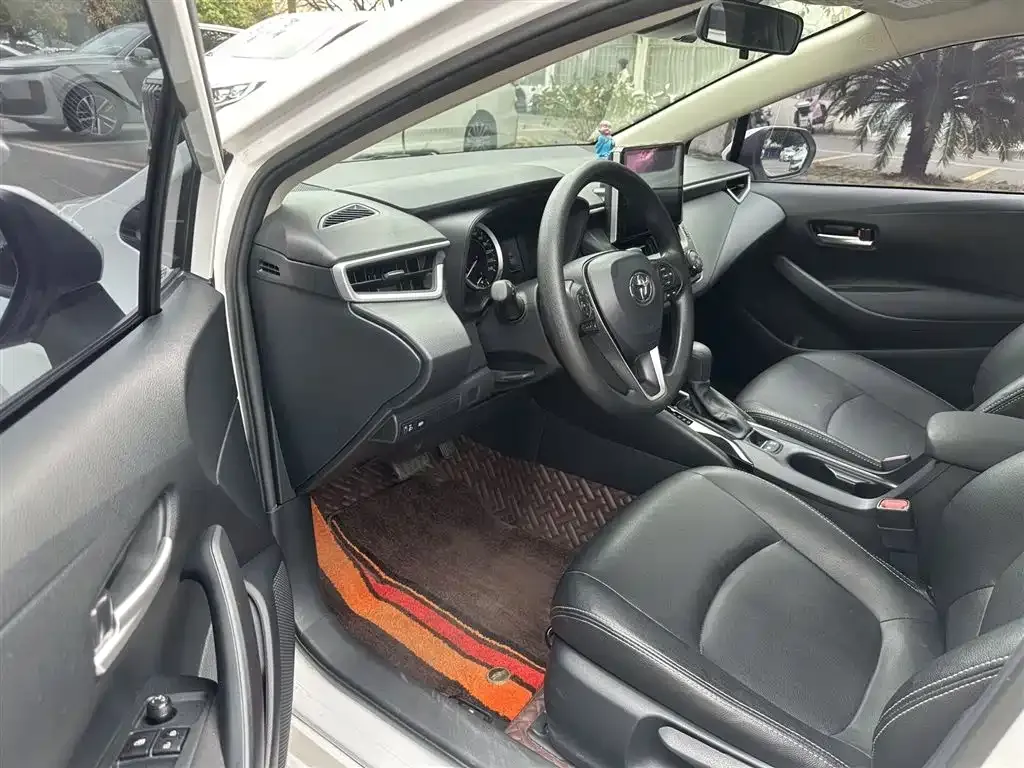 Toyota Corolla 2021 из CN, фото 8