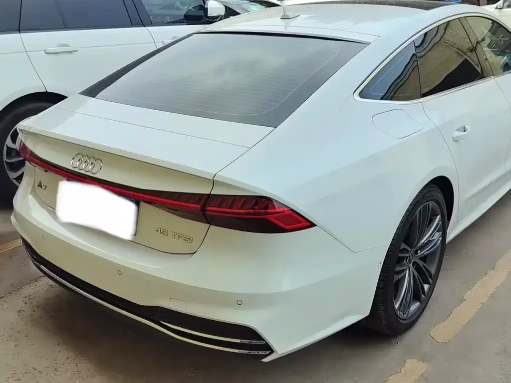 Audi A7 2023 из CN, фото 8
