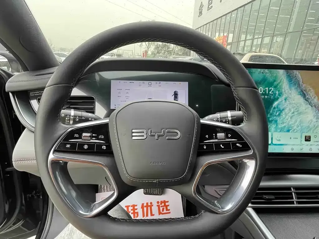 BYD Seal 07 DM-i — фото 8