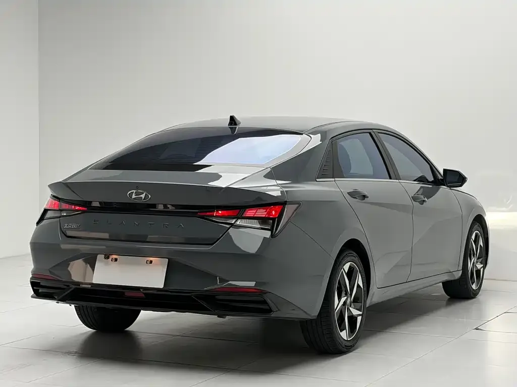 Hyundai Elantra 2022 из CN, фото 9