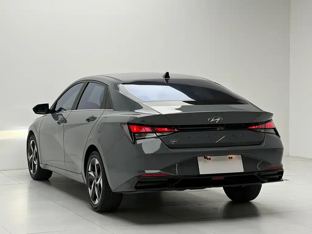 Hyundai Elantra 2022 из CN, фото 2