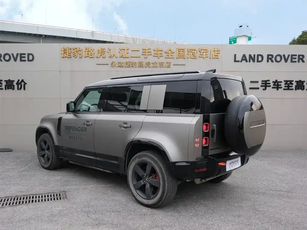 Land Rover Defender — фото 9