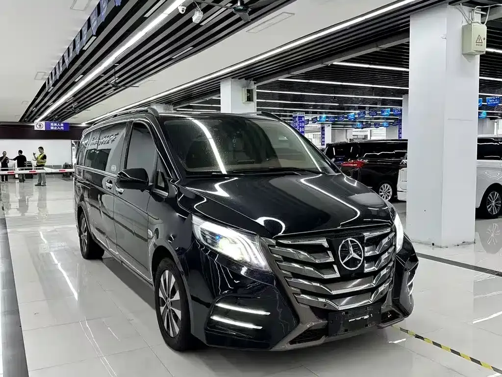Mercedes-Benz Vito — фото 1