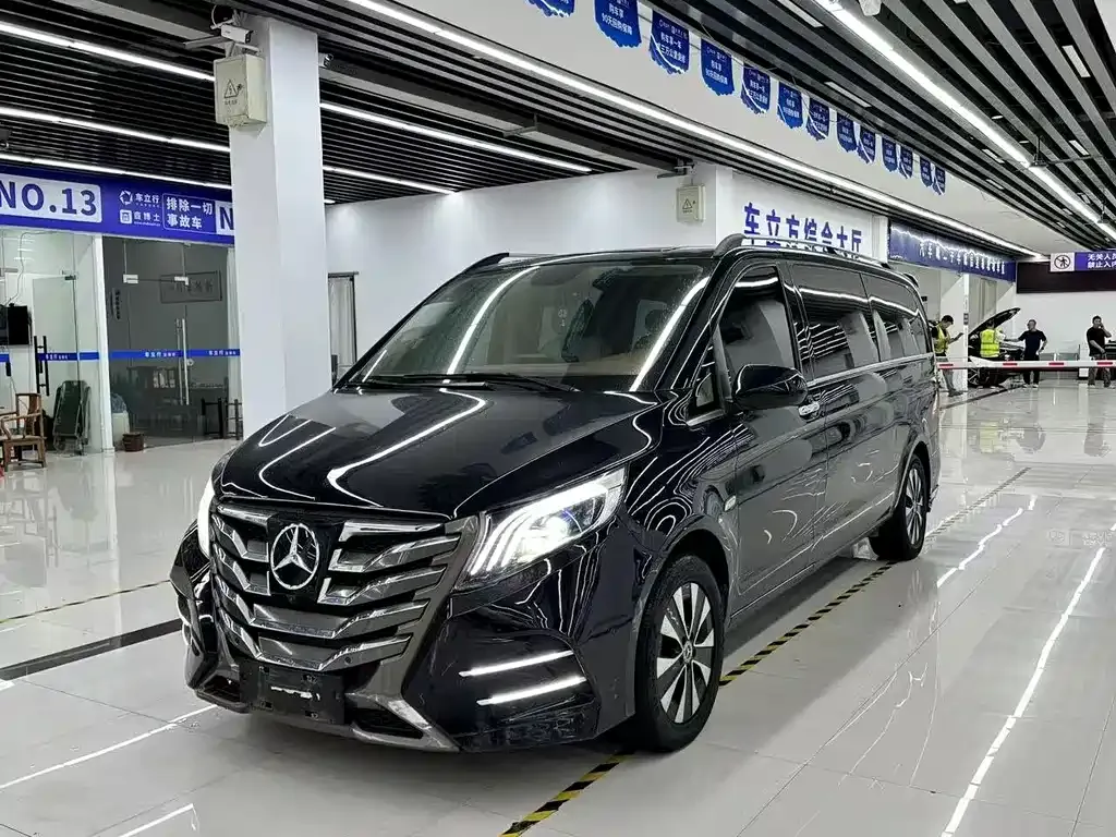 Mercedes-Benz Vito — фото 10