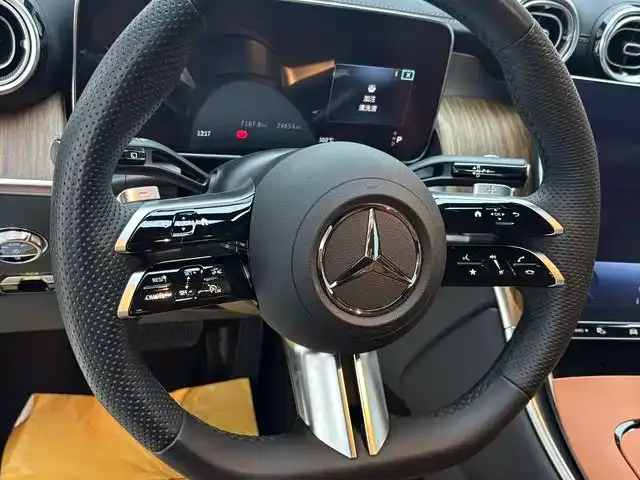 Mercedes-Benz GLC — фото 10
