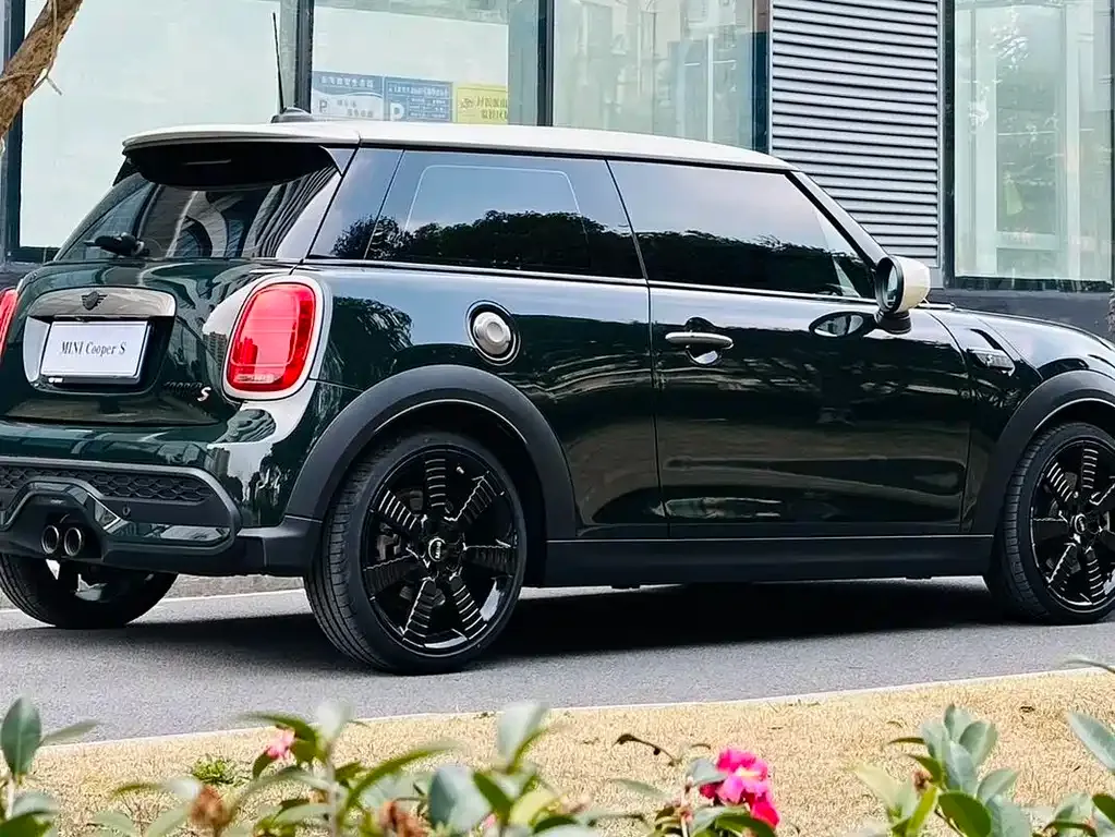 MINI Cooper (3-door) 2024 из CN, фото 6