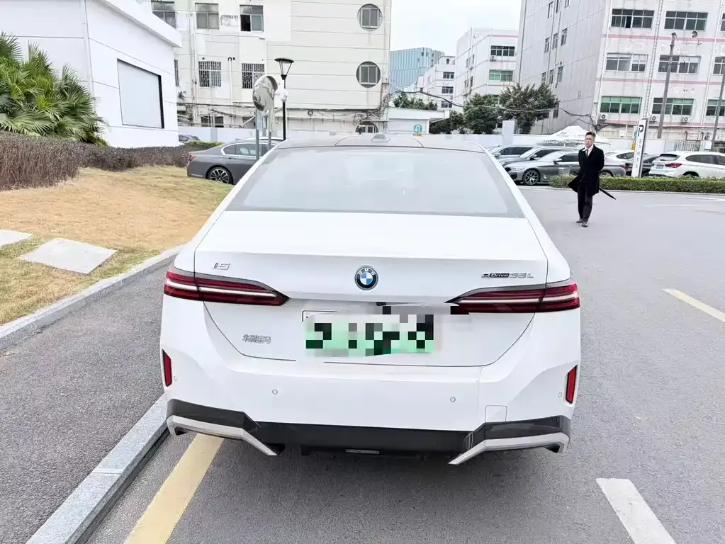 BMW i5 2024 из CN, фото 6