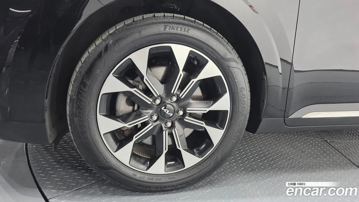 Kia Carnival 2023 из KR, фото 7