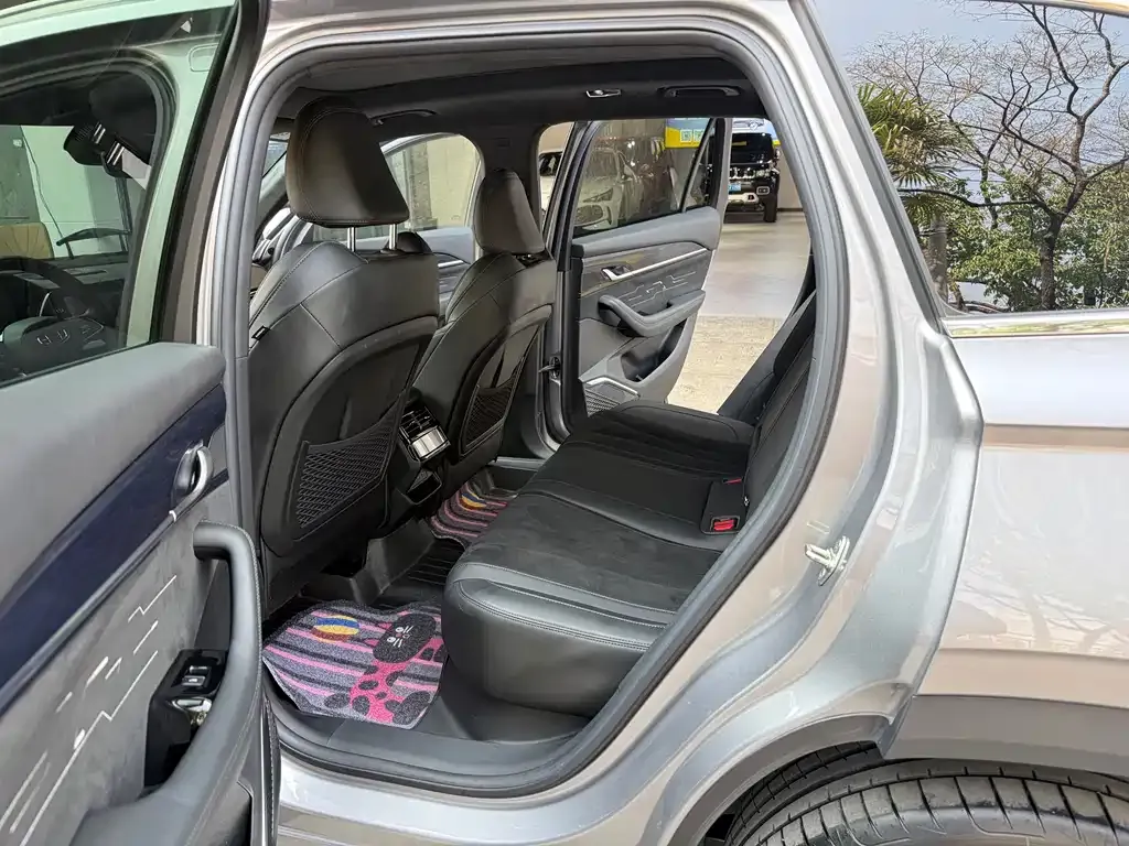 Geely Xingyue L 2024 из CN, фото 4
