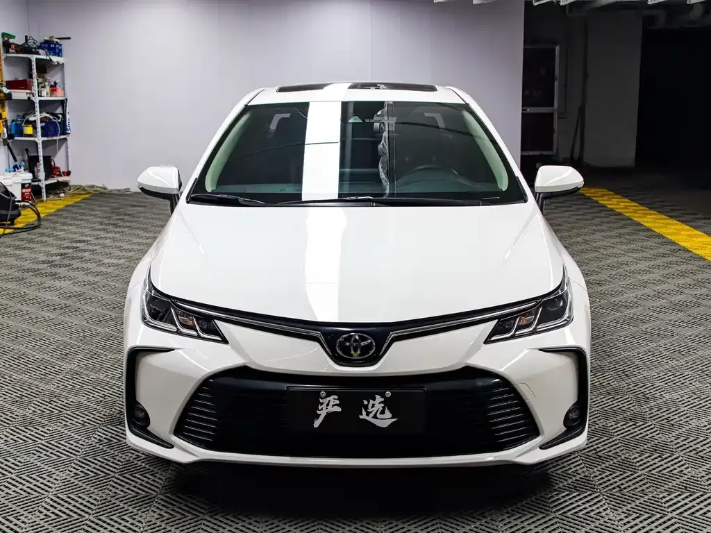 Toyota Corolla 2023 из CN, фото 9