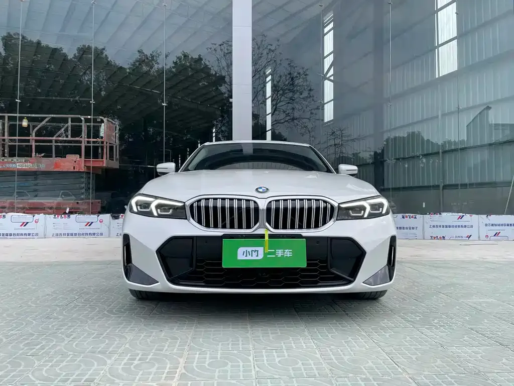 BMW 3 Series 2023 из CN, фото 6