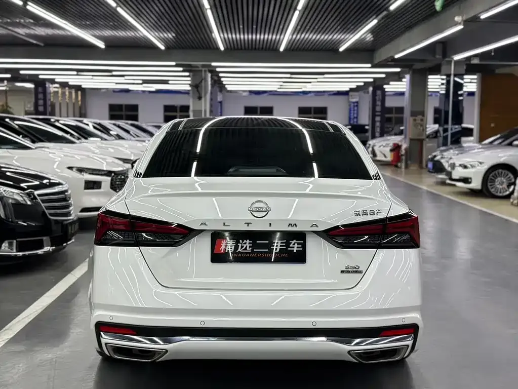Nissan Teana — фото 6