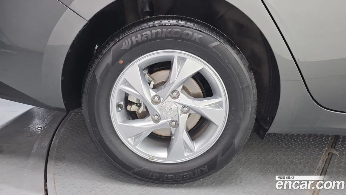 Hyundai AVANTE — фото 7