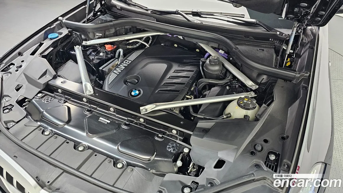 BMW X6 2025 из KR, фото 8