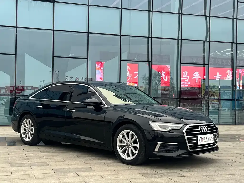 Audi A6L — фото 5