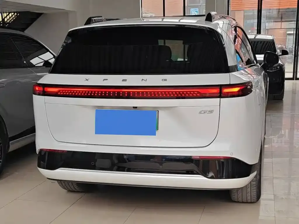 XPeng G9 2023 из CN, фото 6