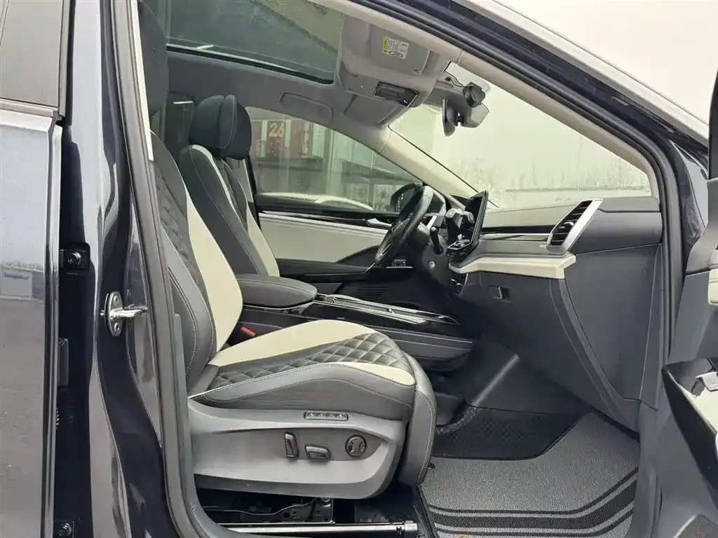 Volkswagen ID.6 Crozz 2022 из CN, фото 7