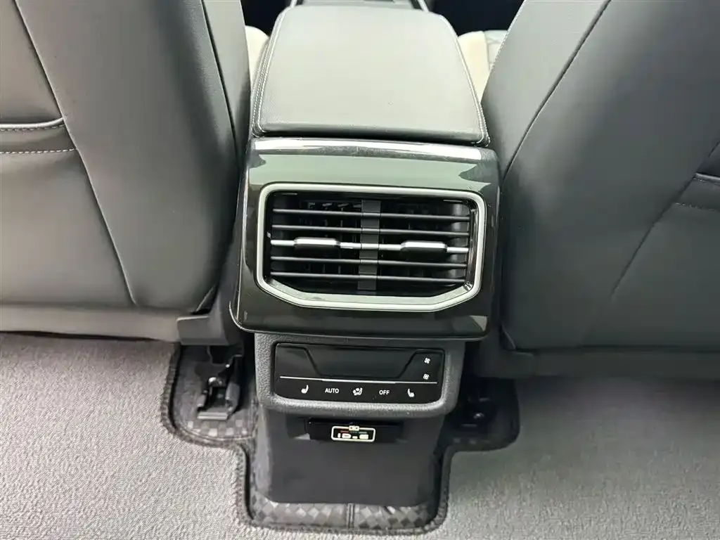 Volkswagen ID.6 Crozz 2022 из CN, фото 10