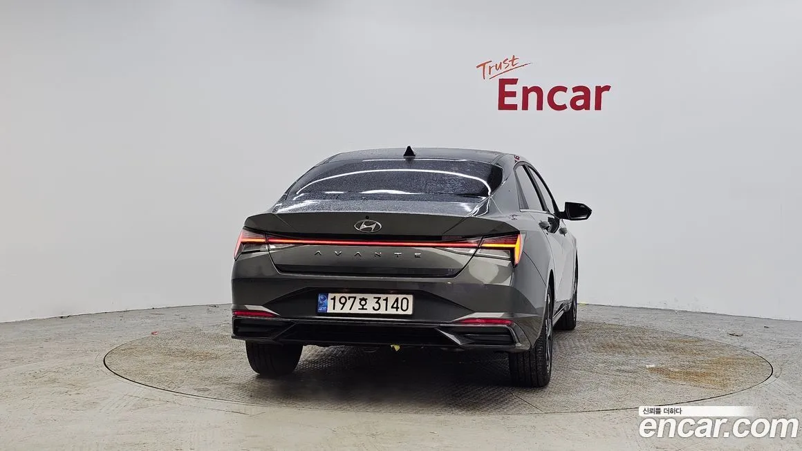 Hyundai AVANTE 2023 из KR, фото 2