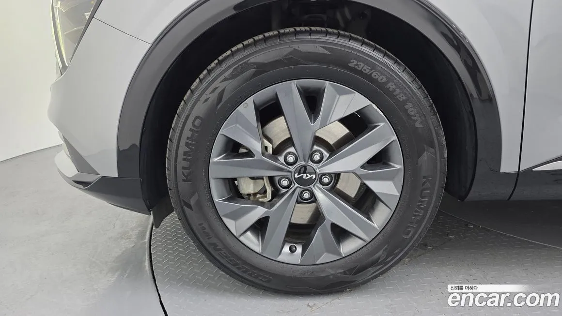 Kia Sportage — фото 8