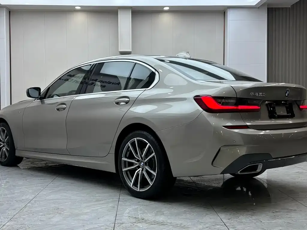 BMW 3 Series — фото 4