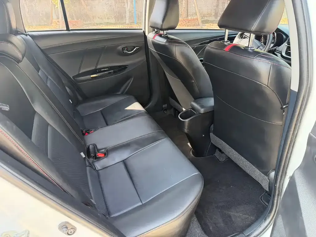Toyota Yaris L 2022 из CN, фото 5