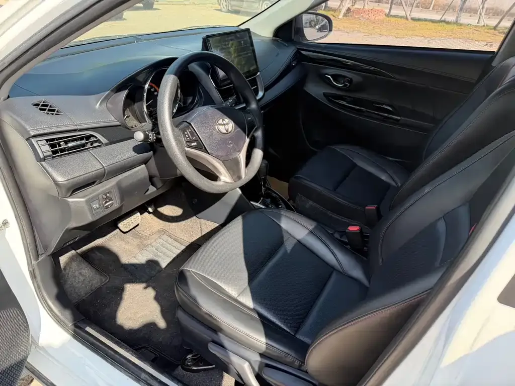 Toyota Yaris L 2022 из CN, фото 2