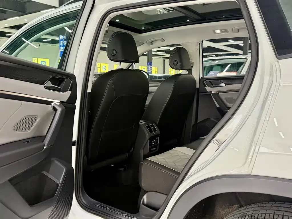 Volkswagen Tayron 2023 из CN, фото 2