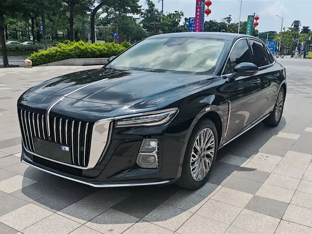 Hongqi H5 — фото 1
