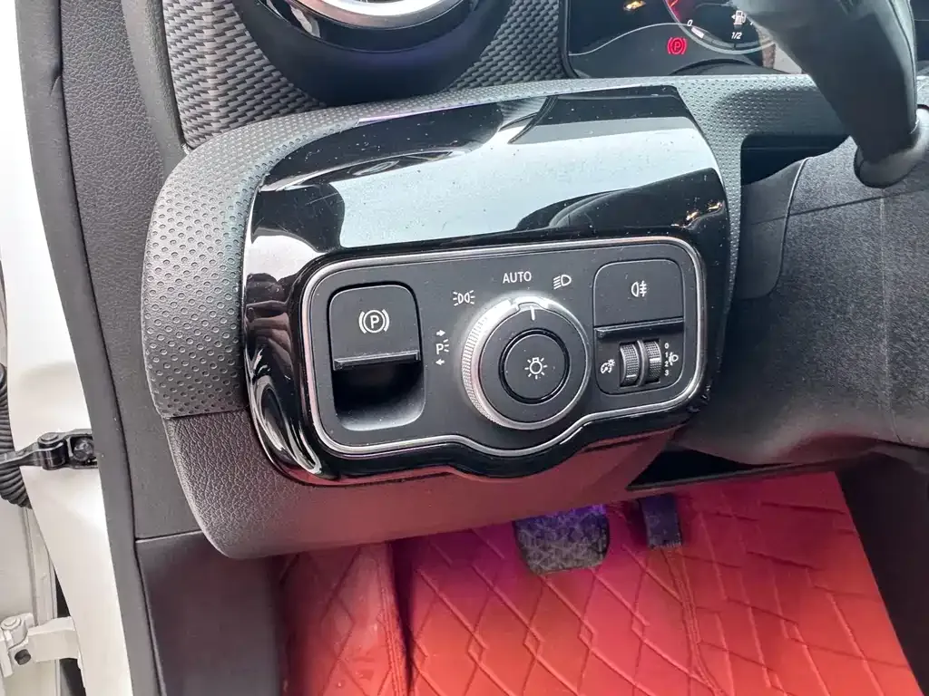 Mercedes-Benz A-Class 2022 из CN, фото 7