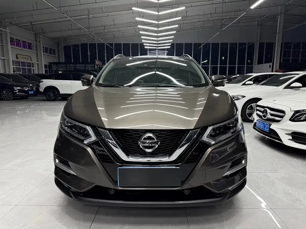 Nissan Qashqai — фото 10