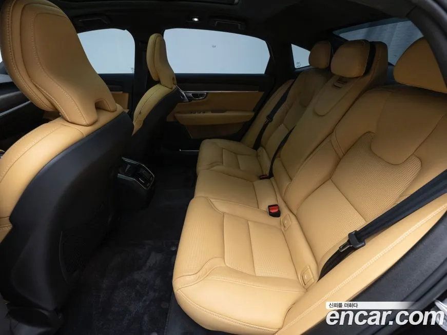 Volvo S90 2024 из KR, фото 8