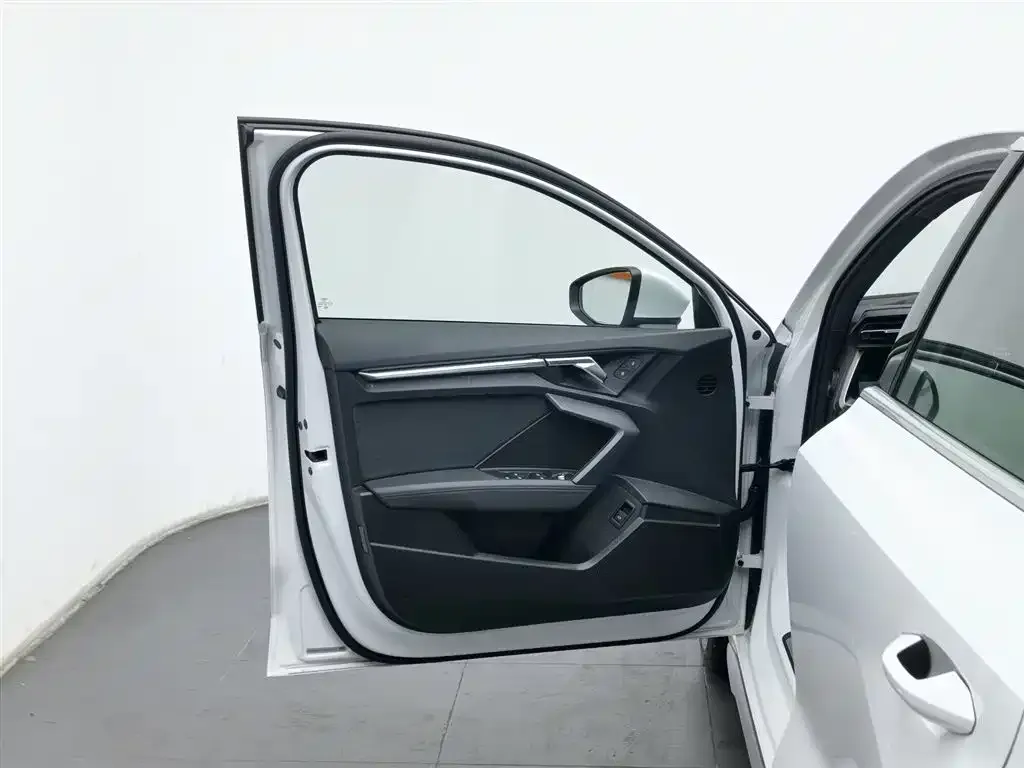 Audi A3 2021 из CN, фото 2