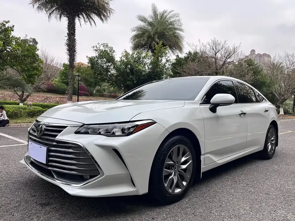Toyota Avalon 2022 из CN, фото 10