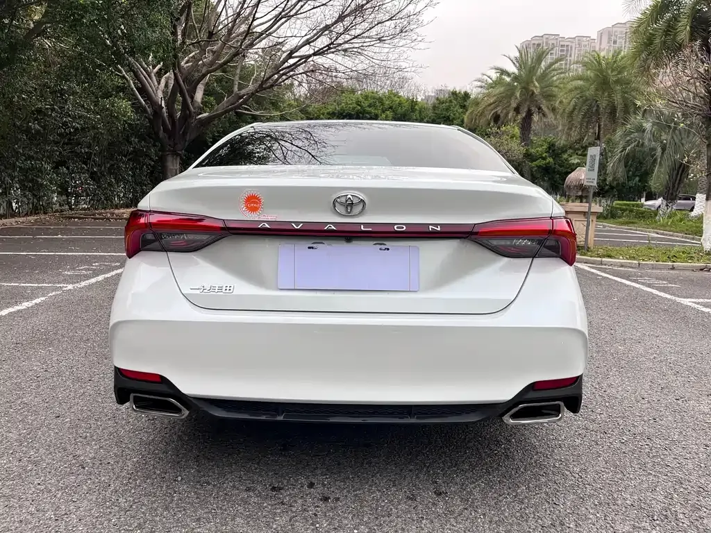 Toyota Avalon 2022 из CN, фото 9