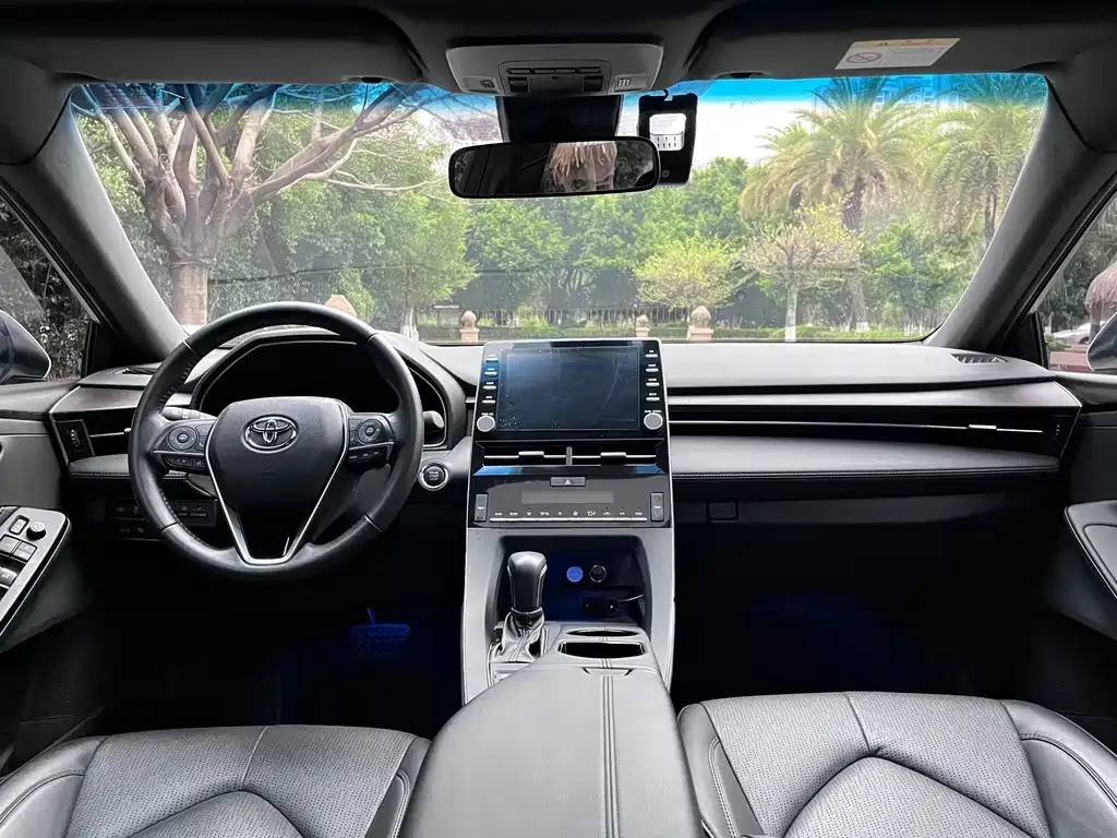 Toyota Avalon 2022 из CN, фото 2