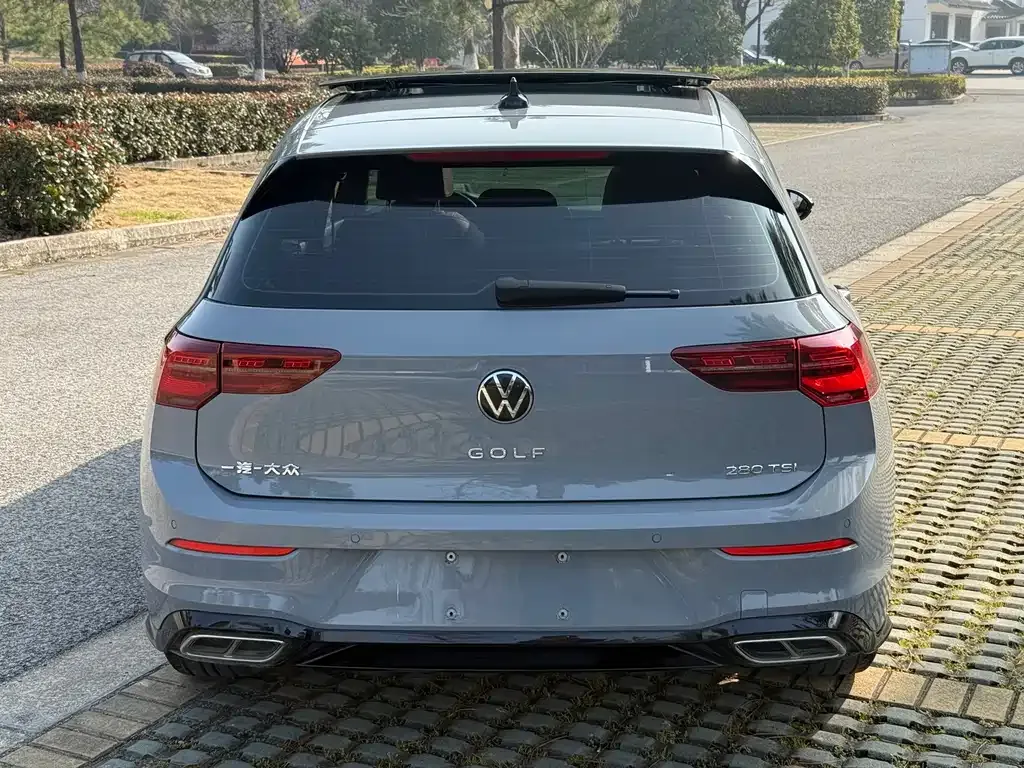 Volkswagen Golf — фото 6