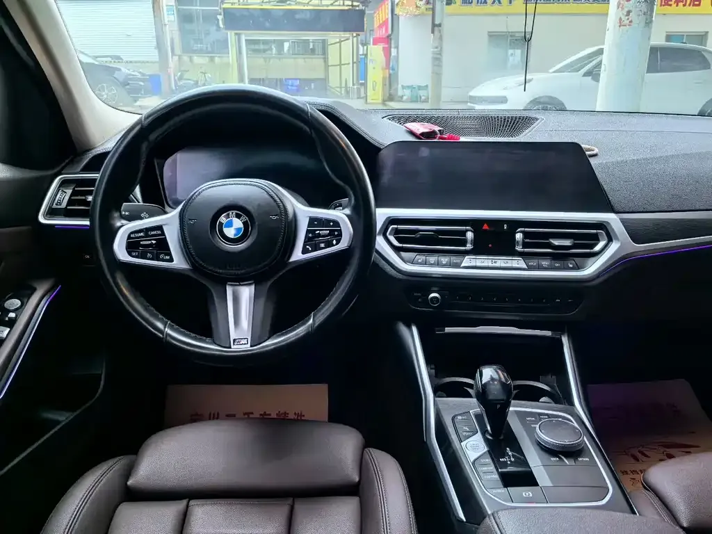 BMW 3 Series 2021 из CN, фото 3