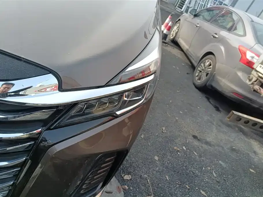 Buick GL8 2023 из CN, фото 4