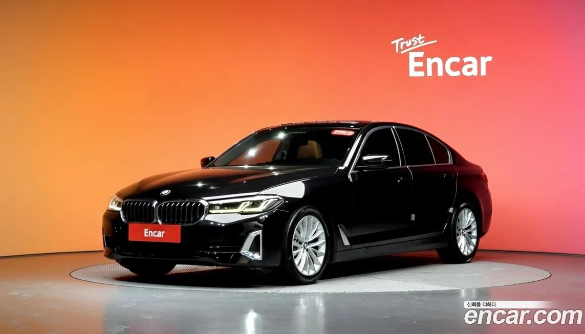 BMW 5-Series — фото 1