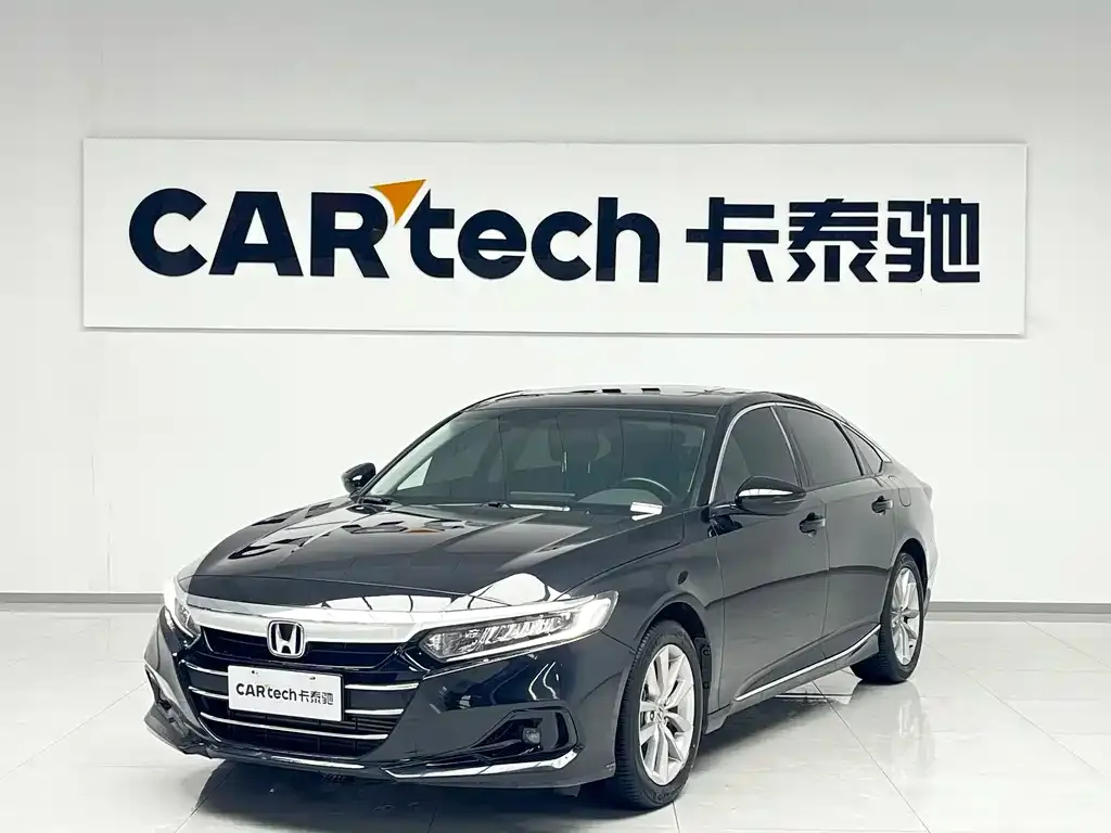 Honda Accord — фото 1