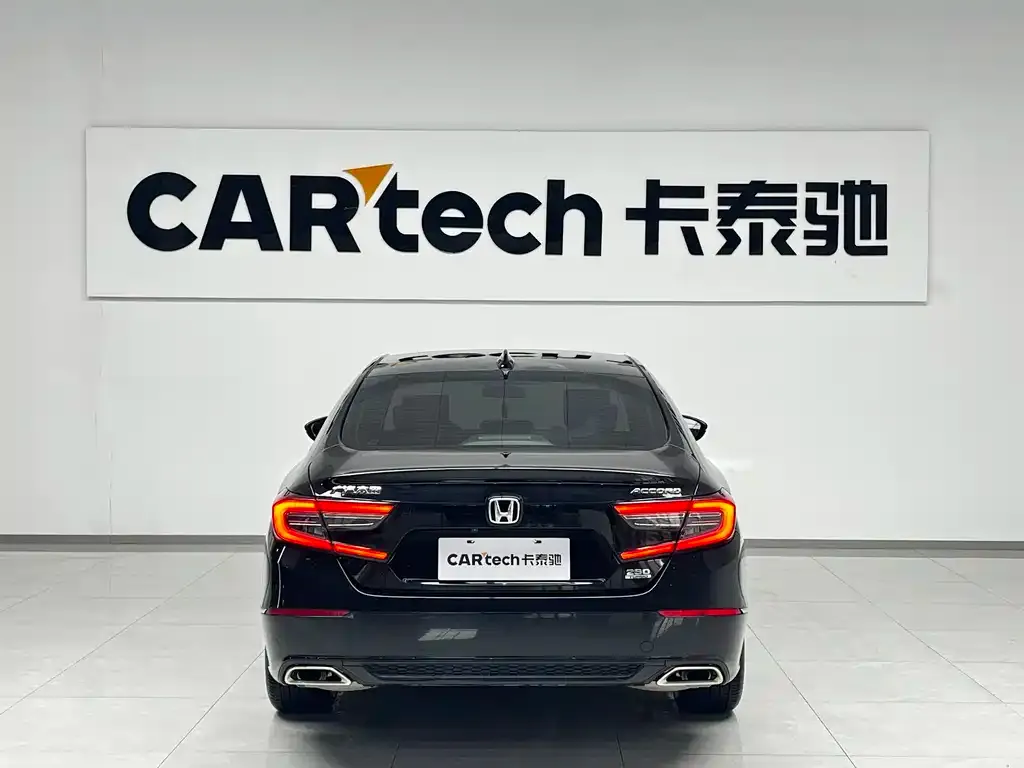 Honda Accord — фото 2