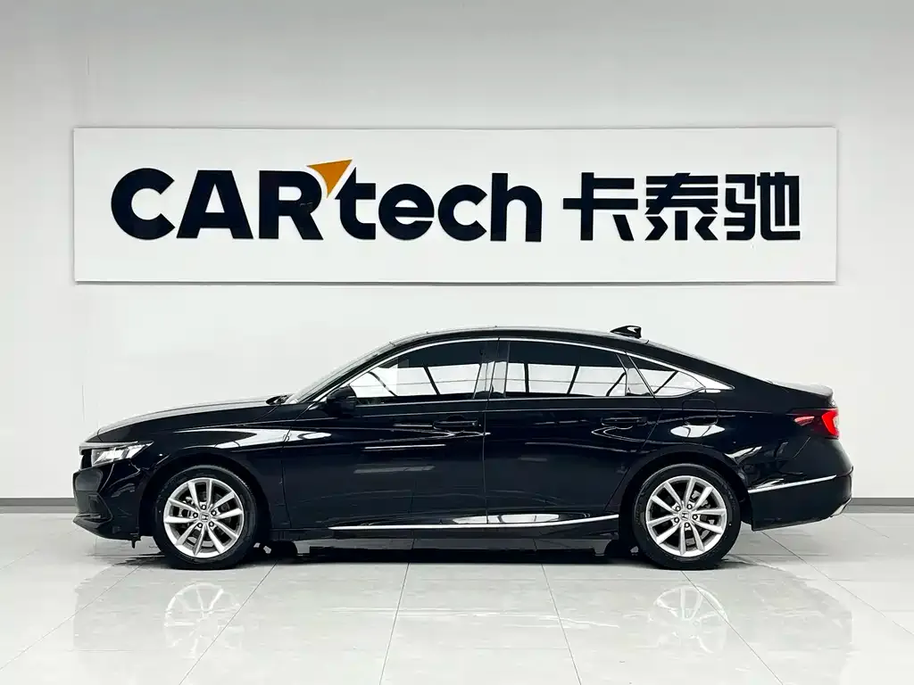 Honda Accord — фото 4