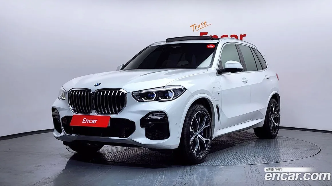 BMW X5 — фото 1