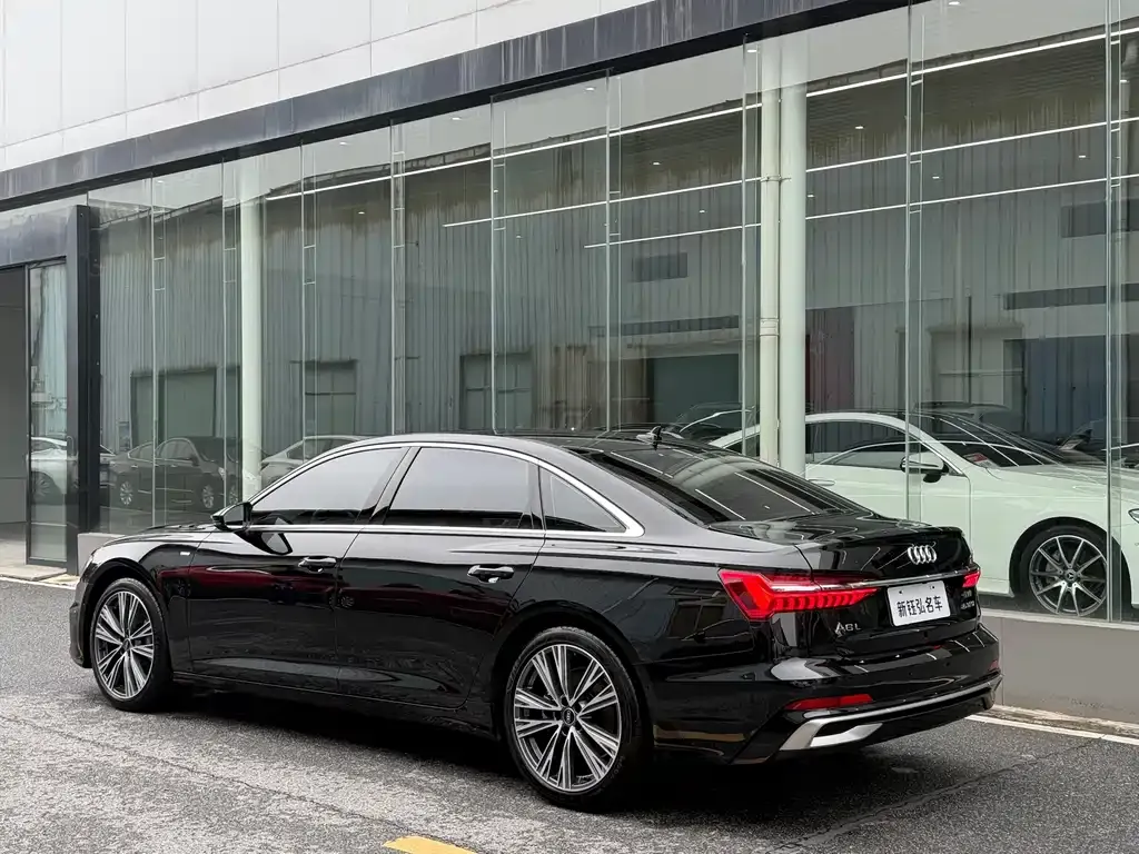 Audi A6L — фото 4