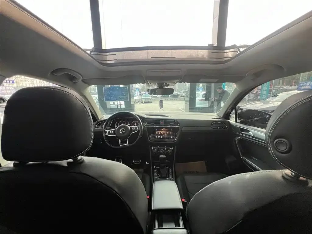 Volkswagen Tiguan L 2021 из CN, фото 5