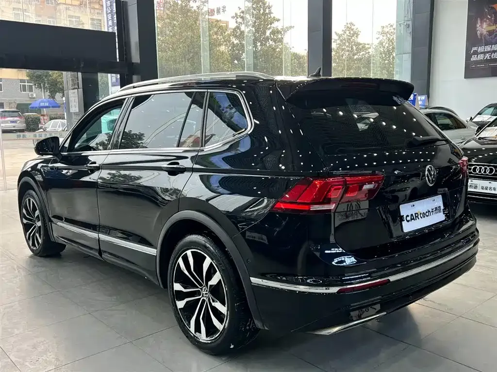 Volkswagen Tiguan L 2021 из CN, фото 4