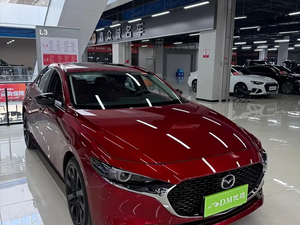 Mazda 3 Axela 2024 из CN, фото 1