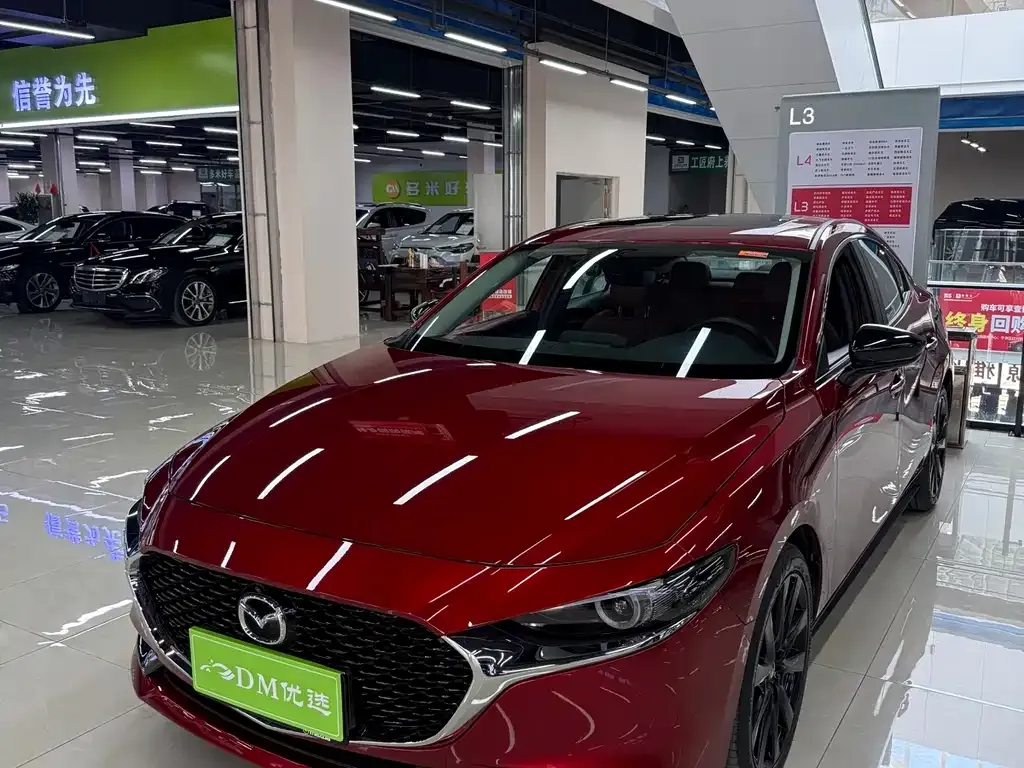 Mazda 3 Axela 2024 из CN, фото 4